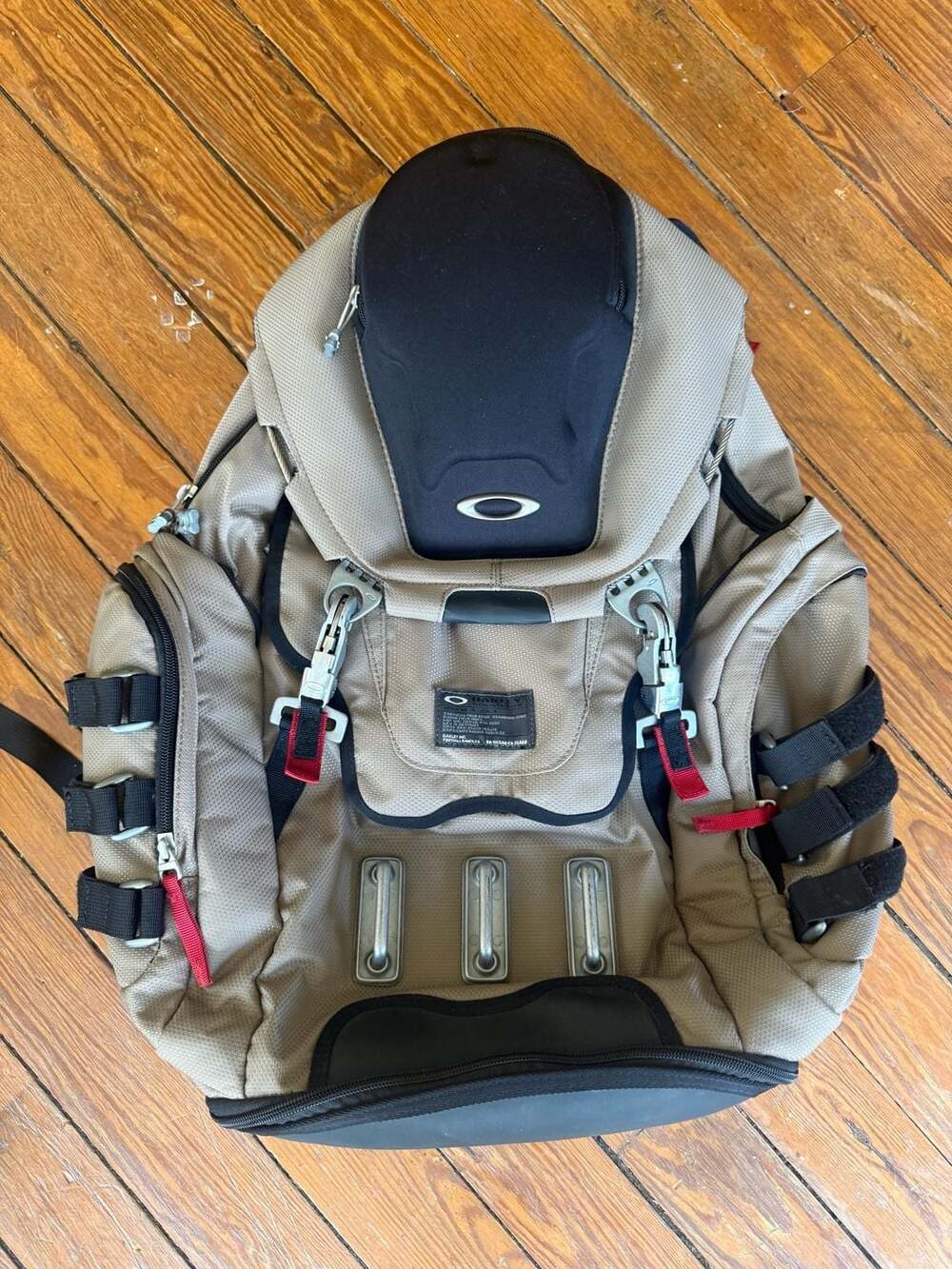 Oakley Kitchen Sink Tactical Backpack in Coyote